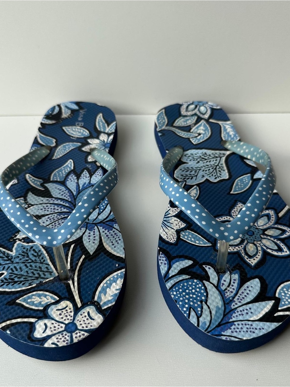 Vera Bradley Blue Floral Flip Flops Polka Dot Thong Sandals Women's Size 5-6